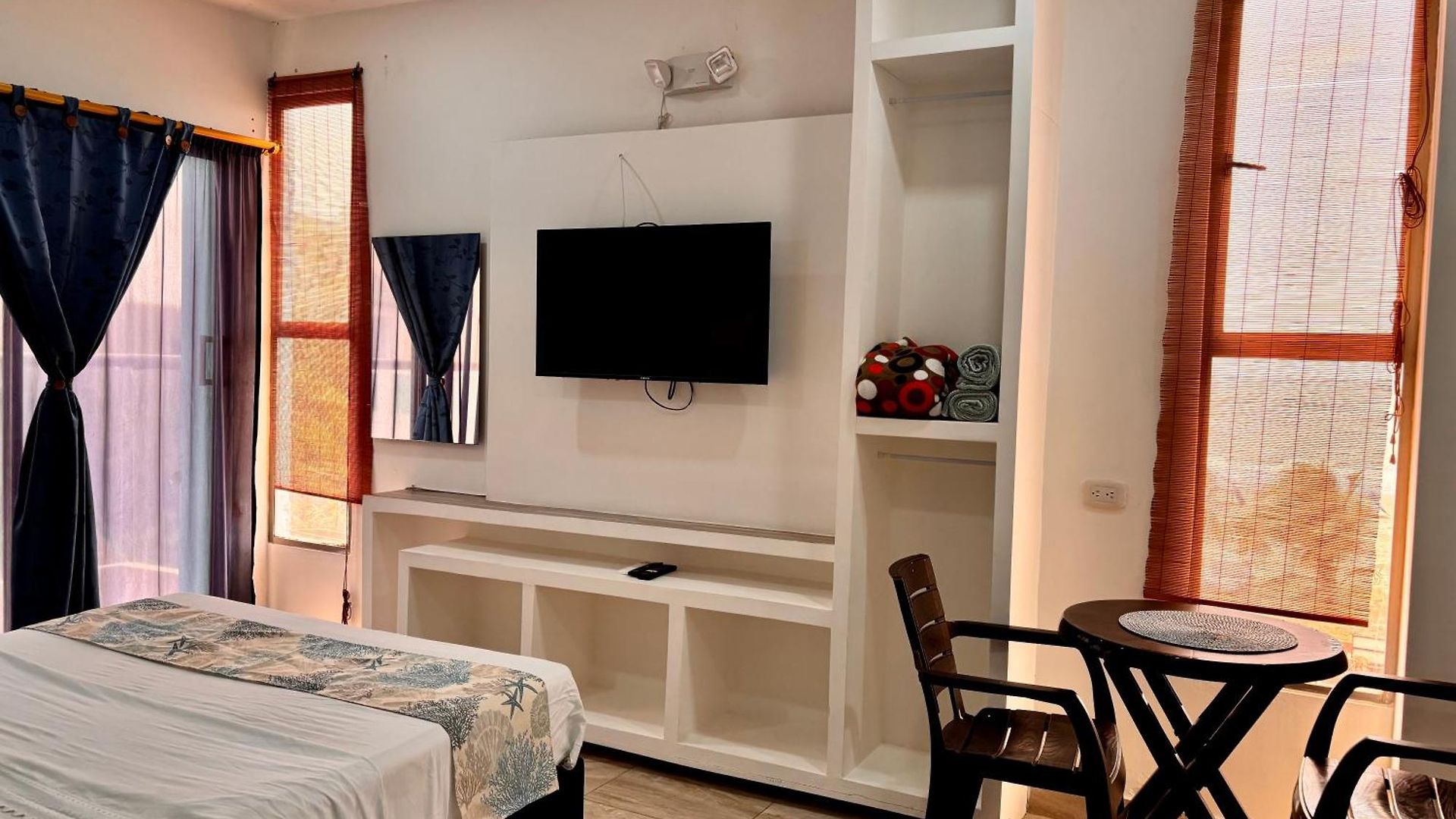 Avadia Del Mar Aparthotel 3*