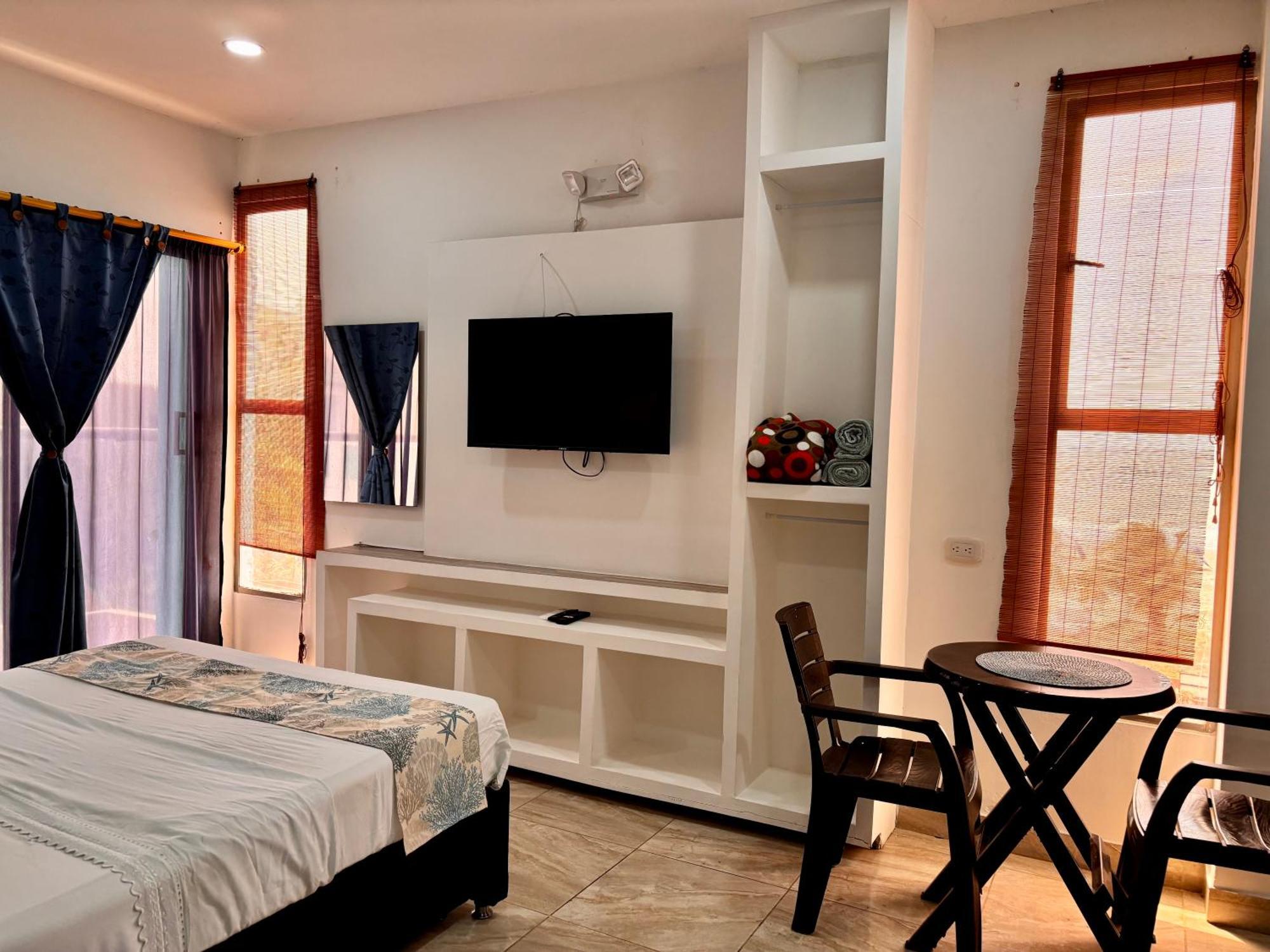 Avadia Del Mar Apartahotel 3*