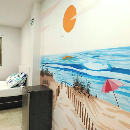 Avadia Del Mar Apartahotel